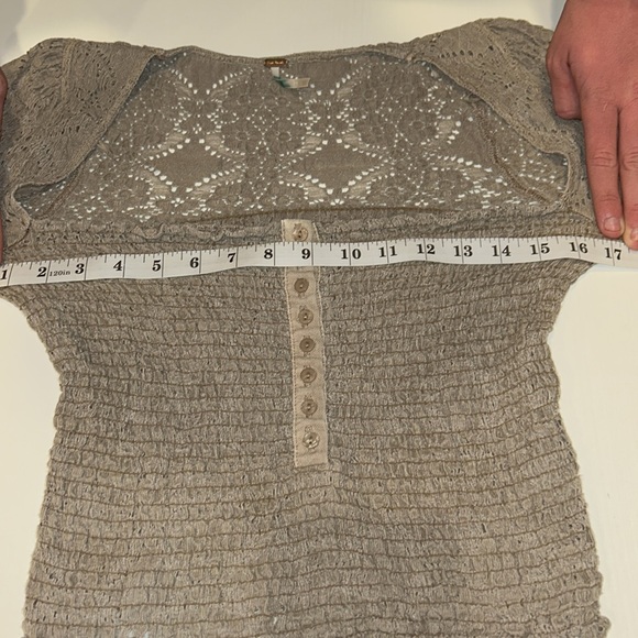 Free People Blouse Size XS Tan/Gray Stretchy - Picture 9 of 9